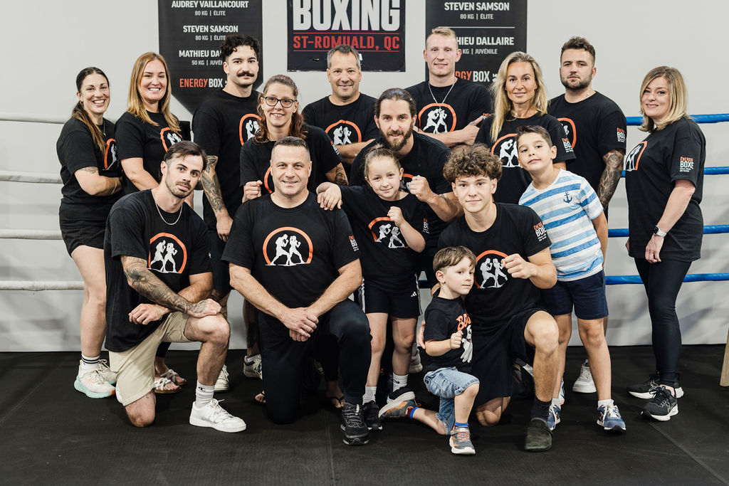 Photo de groupe de la communauté Énergie Boxe